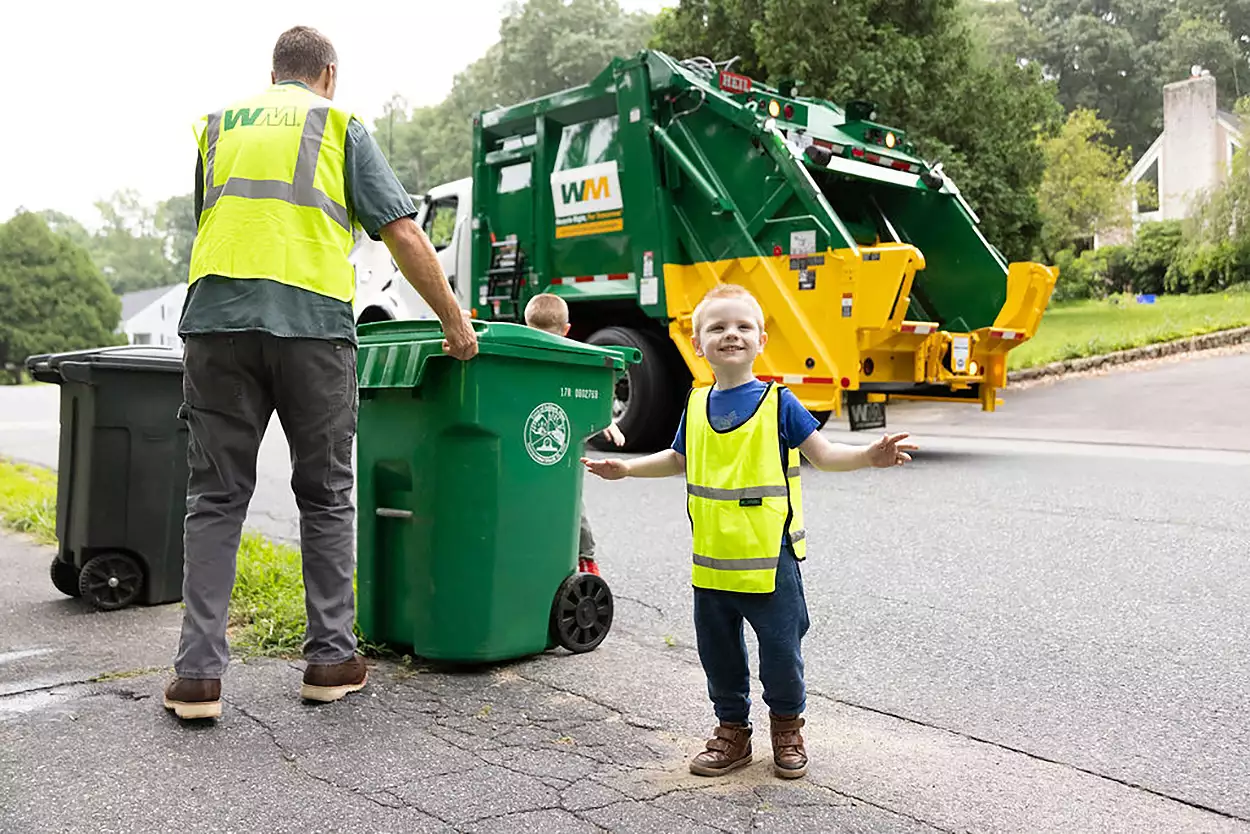 Alan , Make-A-Wish Grants 4-Year-Old Boy's Wish to be a Garbage Truck Driver