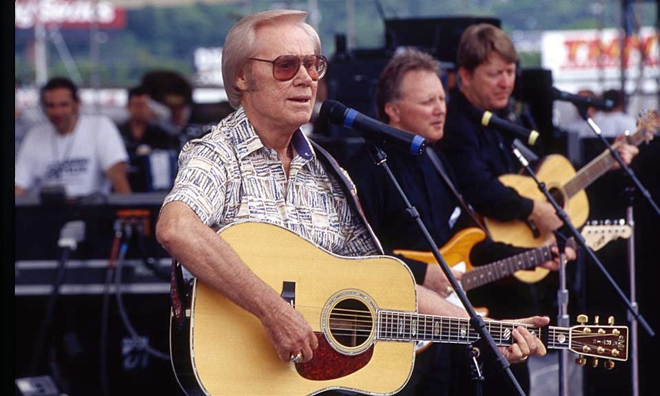 George Jones performs at Fanfair